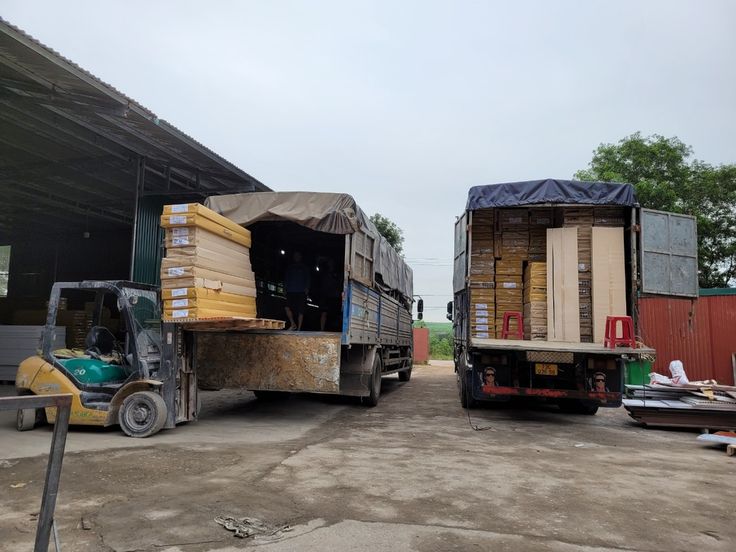 Vận chuyển hàng nhanh chóng và an toàn từ Hà Nội đến TP.HCM và ngược lại