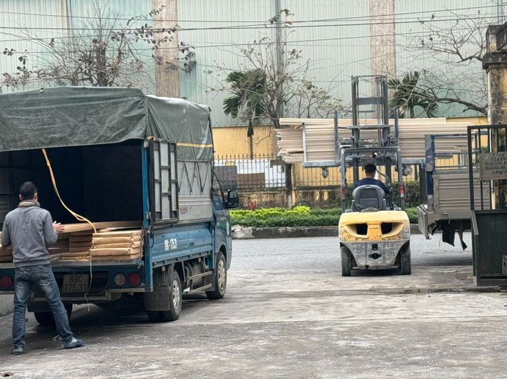 Giải pháp vận chuyển hàng hóa tiết kiệm chi phí - Dịch vụ xe tải ghép toàn quốc