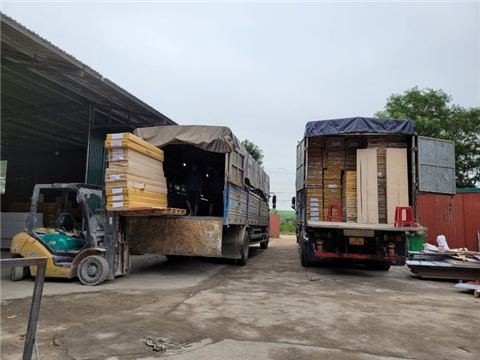 Ảnh Vận chuyển hàng nhanh chóng và an toàn từ Hà Nội đến TP.HCM và ngược lại